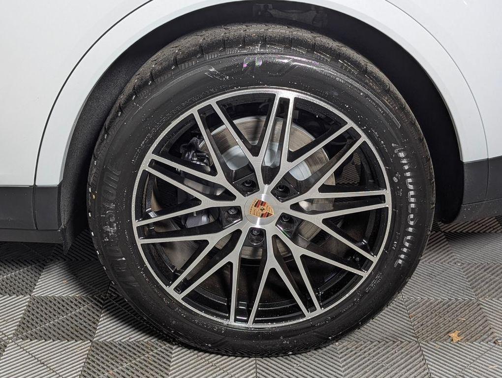 new 2026 Porsche Cayenne car, priced at $107,610
