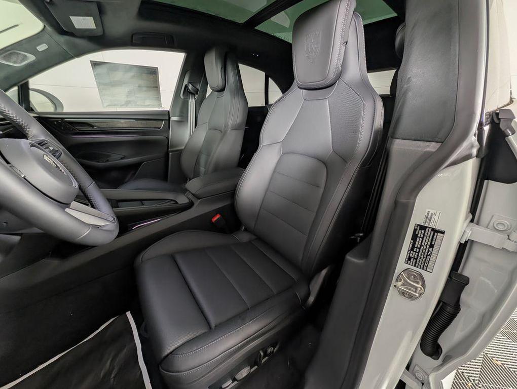 new 2025 Porsche Macan car, priced at $139,405