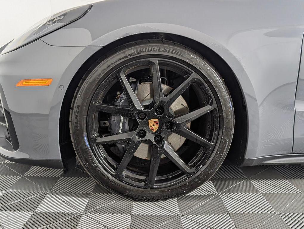 new 2026 Porsche Panamera car, priced at $133,750