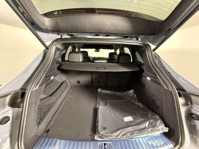 used 2025 Porsche Cayenne car, priced at $91,309