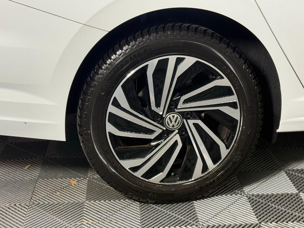 used 2021 Volkswagen Jetta car, priced at $17,830