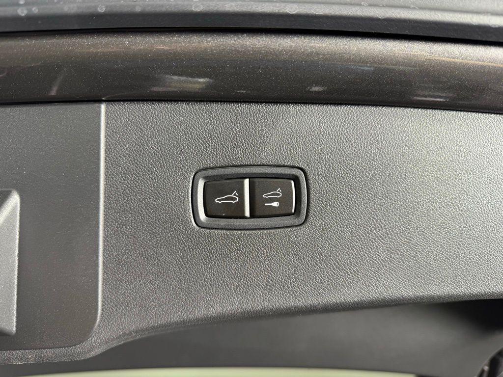 new 2026 Porsche Cayenne car, priced at $113,550