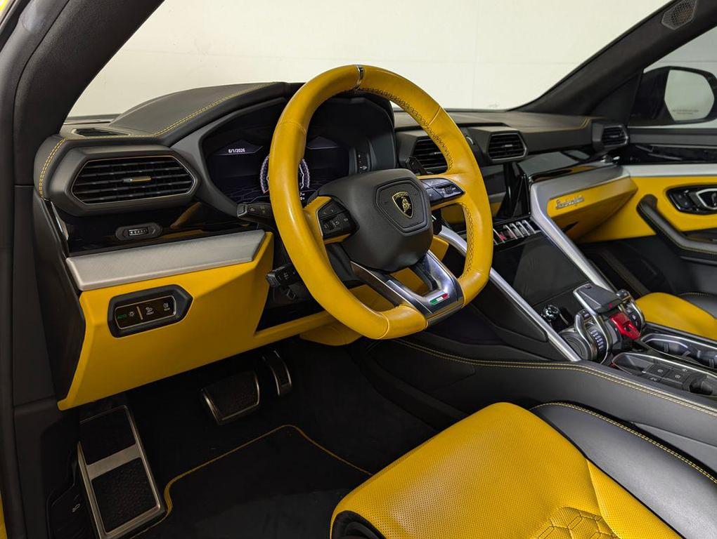 used 2020 Lamborghini Urus car, priced at $175,929