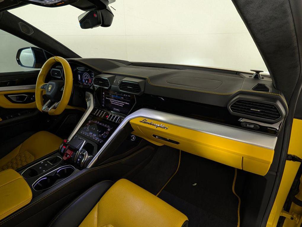 used 2020 Lamborghini Urus car, priced at $175,929