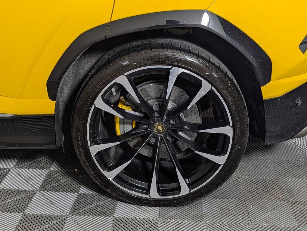 used 2020 Lamborghini Urus car, priced at $175,929