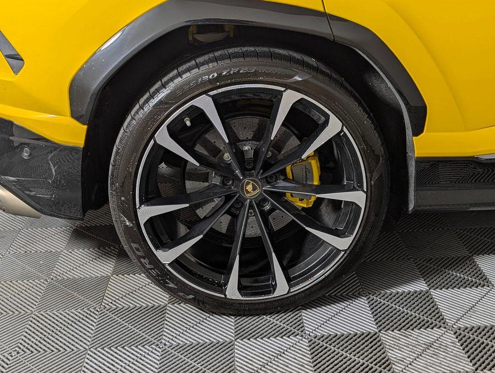 used 2020 Lamborghini Urus car, priced at $175,929