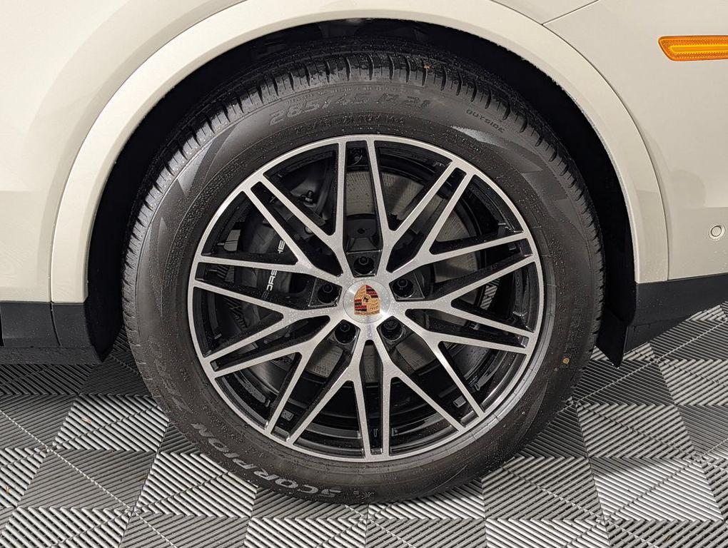 new 2026 Porsche Cayenne car, priced at $113,160