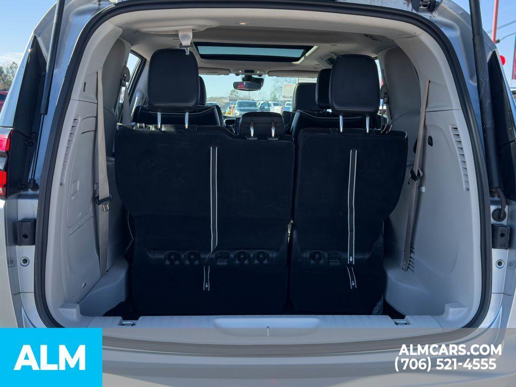 used 2023 Chrysler Pacifica Hybrid car, priced at $26,920