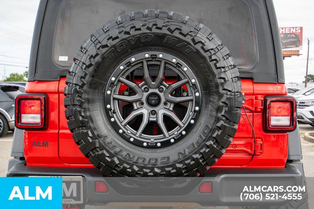 used 2022 Jeep Wrangler Unlimited car, priced at $32,920