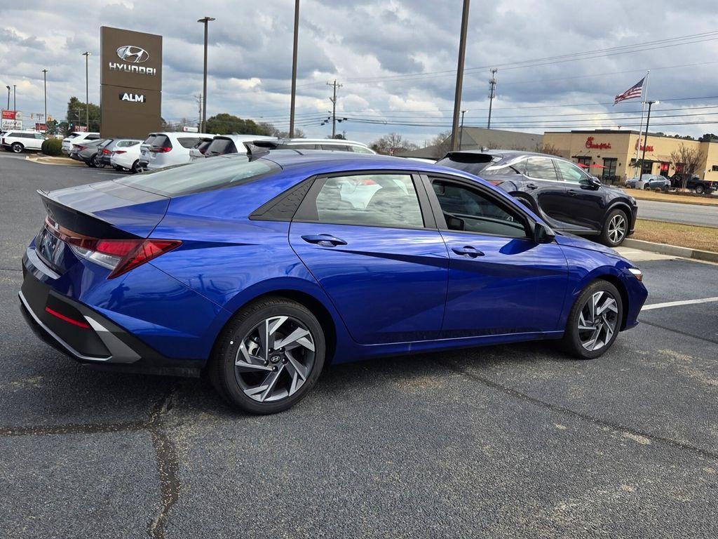 new 2025 Hyundai Elantra car, priced at $21,995