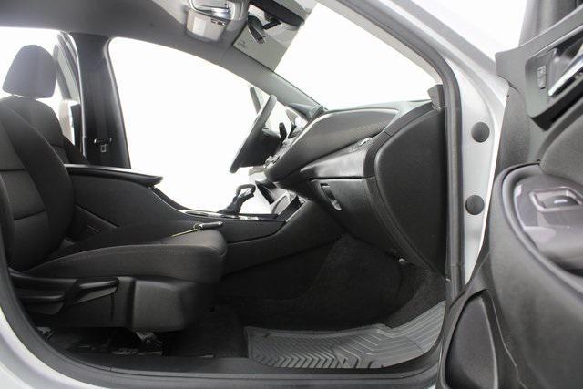 used 2022 Chevrolet Malibu car, priced at $18,996