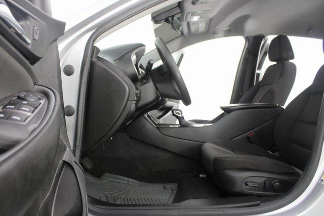 used 2022 Chevrolet Malibu car, priced at $18,996