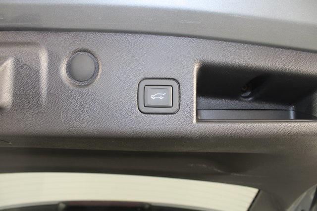 used 2024 Chevrolet Equinox car, priced at $22,996