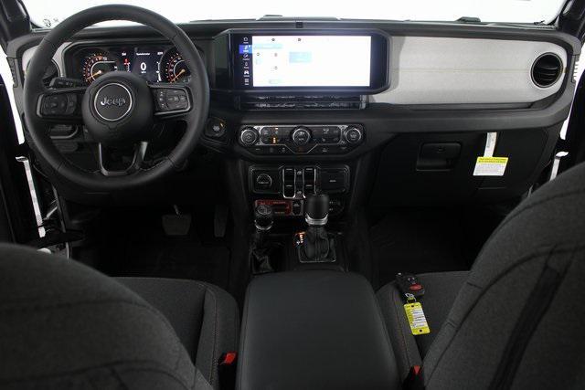 new 2026 Jeep Gladiator car, priced at $45,685