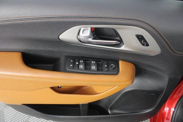 used 2025 Chrysler Pacifica car, priced at $44,496