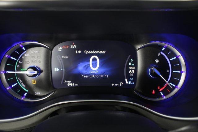 used 2025 Chrysler Pacifica car, priced at $44,496