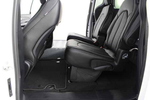 new 2027 Chrysler Pacifica car, priced at $41,540