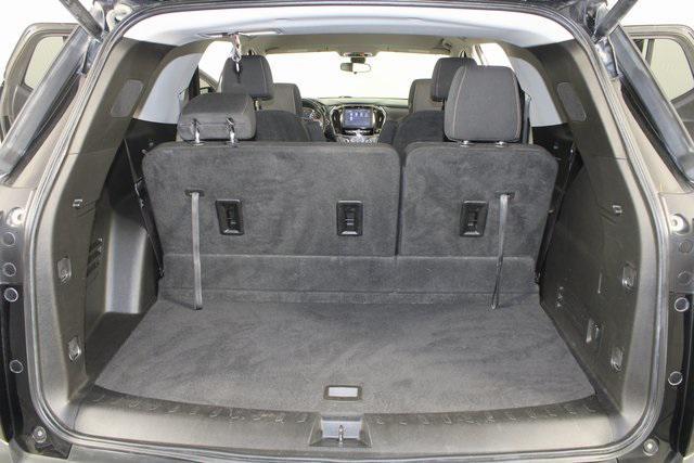 used 2021 Chevrolet Traverse car, priced at $18,996