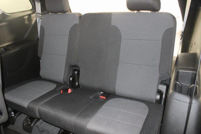 used 2021 Chevrolet Traverse car, priced at $18,996