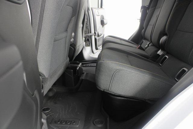 new 2026 Jeep Gladiator car, priced at $43,155