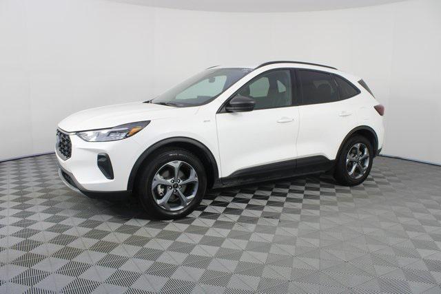 used 2025 Ford Escape car, priced at $24,996