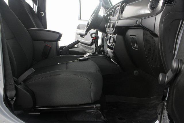 used 2023 Jeep Gladiator car, priced at $31,996