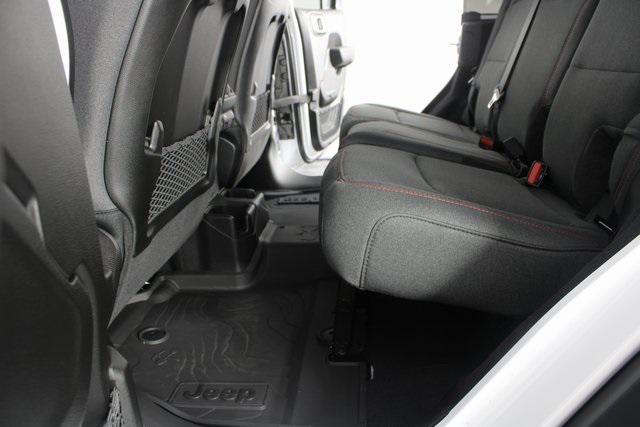 new 2026 Jeep Wrangler car, priced at $46,280