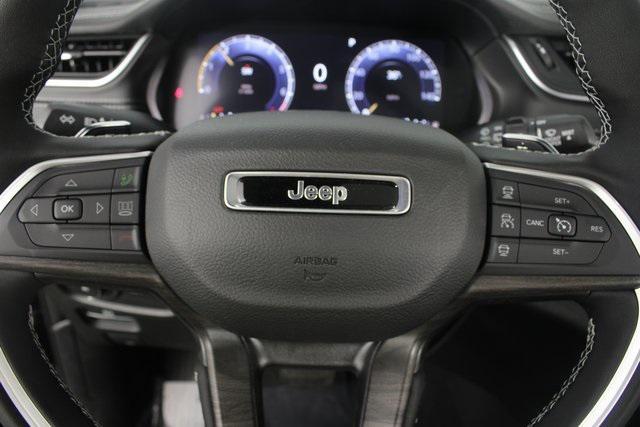 new 2025 Jeep Grand Cherokee car, priced at $44,655