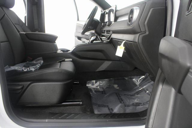 new 2026 Chevrolet Colorado car, priced at $39,060