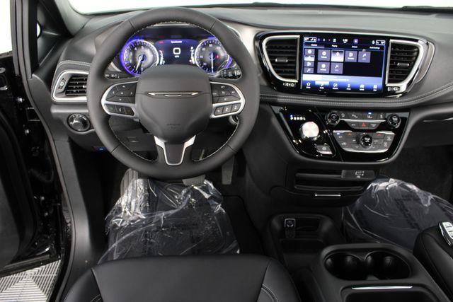new 2027 Chrysler Pacifica car, priced at $41,540