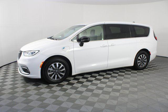 used 2024 Chrysler Pacifica Hybrid car, priced at $28,996