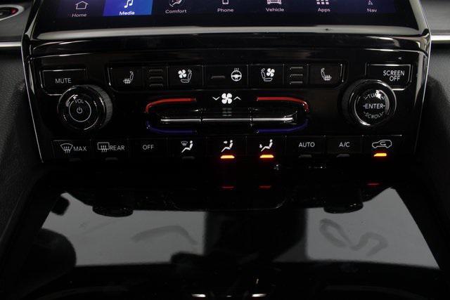 new 2025 Jeep Grand Cherokee car, priced at $44,060