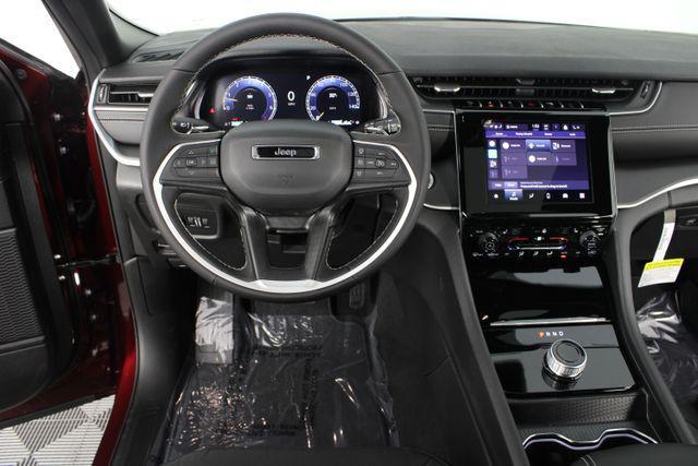 new 2026 Jeep Grand Cherokee car, priced at $34,125