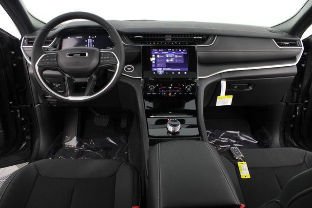 new 2026 Jeep Grand Cherokee car, priced at $37,720