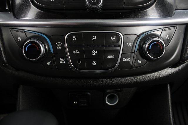 used 2023 Chevrolet Traverse car, priced at $38,996