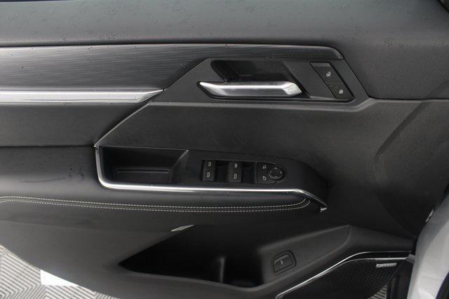 new 2026 GMC Acadia car, priced at $47,162