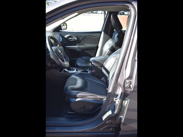 used 2018 Jeep Cherokee car, priced at $9,950