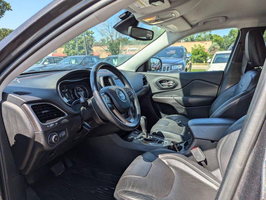 used 2021 Jeep Cherokee car, priced at $16,995