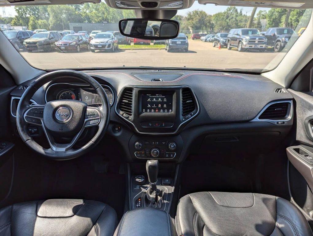 used 2021 Jeep Cherokee car, priced at $16,995