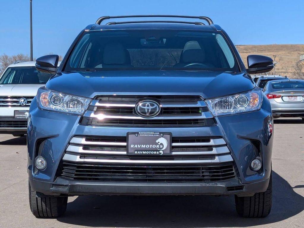 used 2019 Toyota Highlander car, priced at $21,975