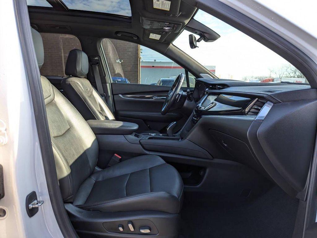 used 2020 Cadillac XT6 car, priced at $21,974