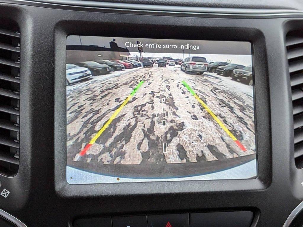 used 2019 Jeep Cherokee car, priced at $11,572