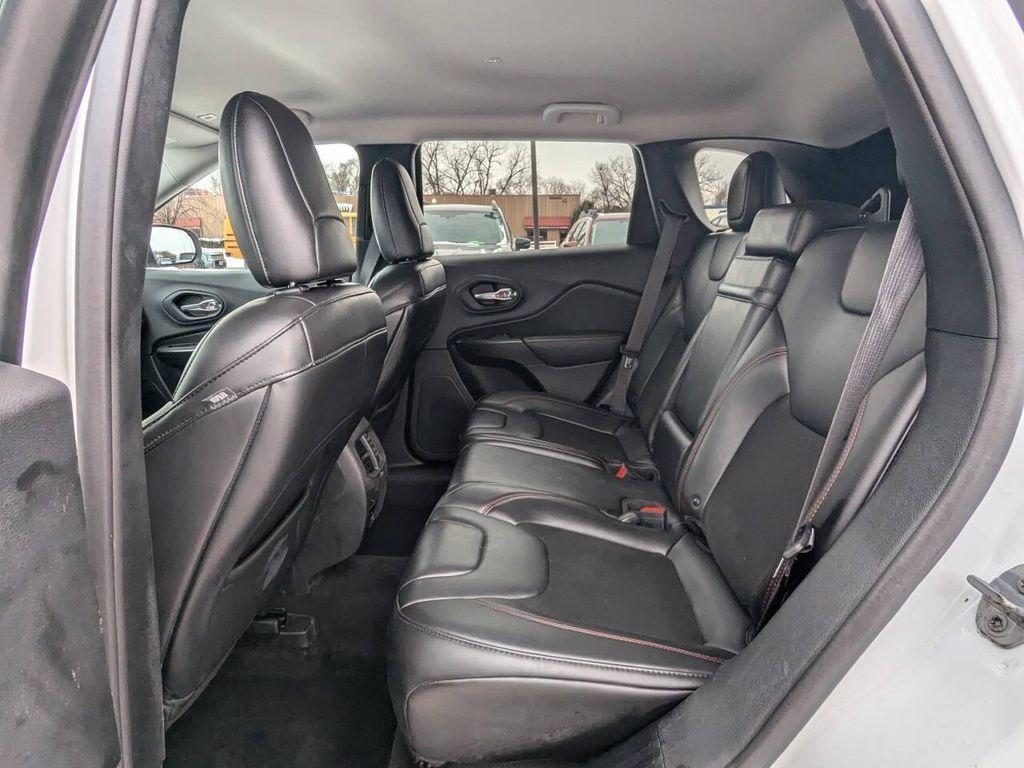 used 2019 Jeep Cherokee car, priced at $11,572