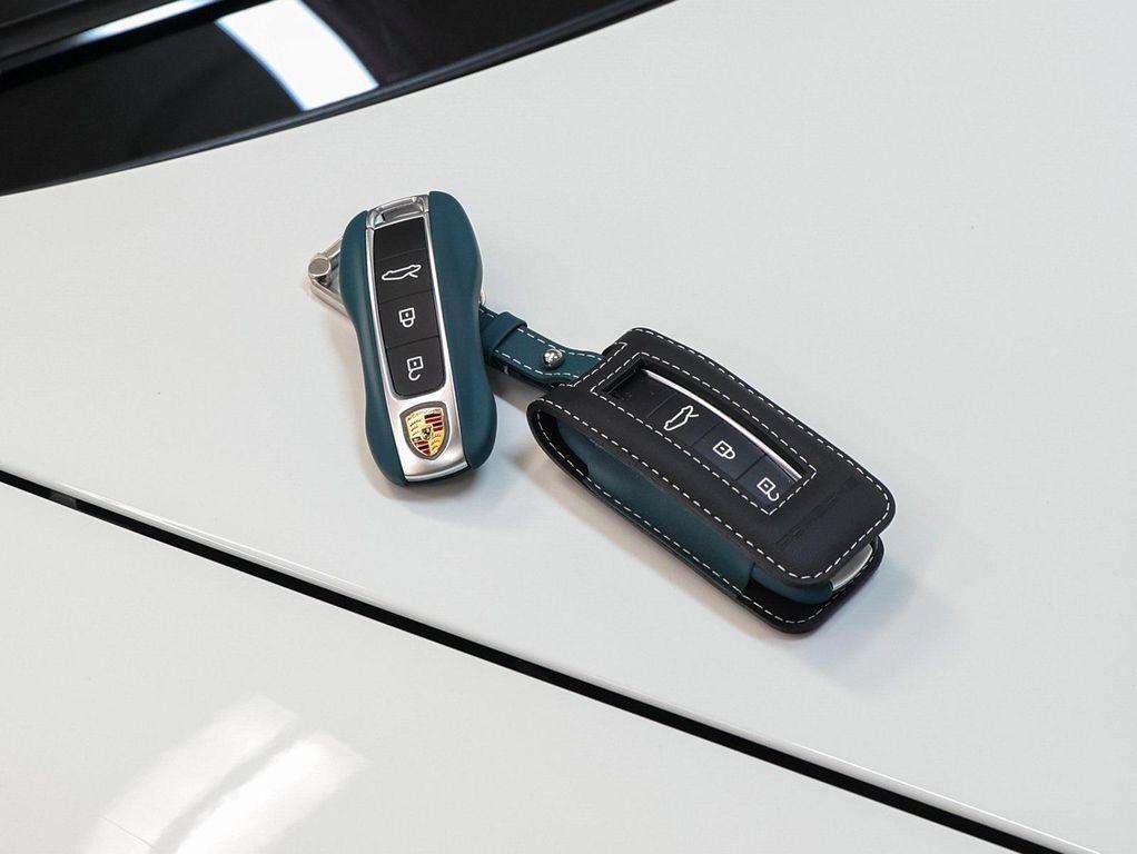 new 2026 Porsche 911 car