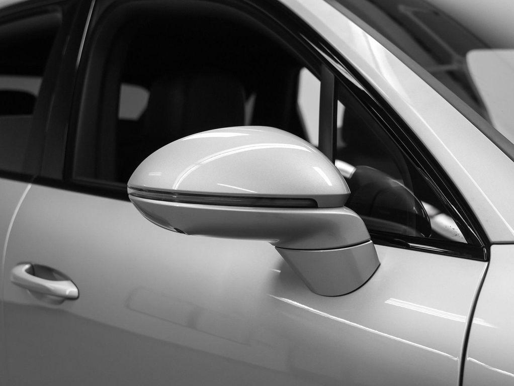 new 2026 Porsche Cayenne car, priced at $113,880