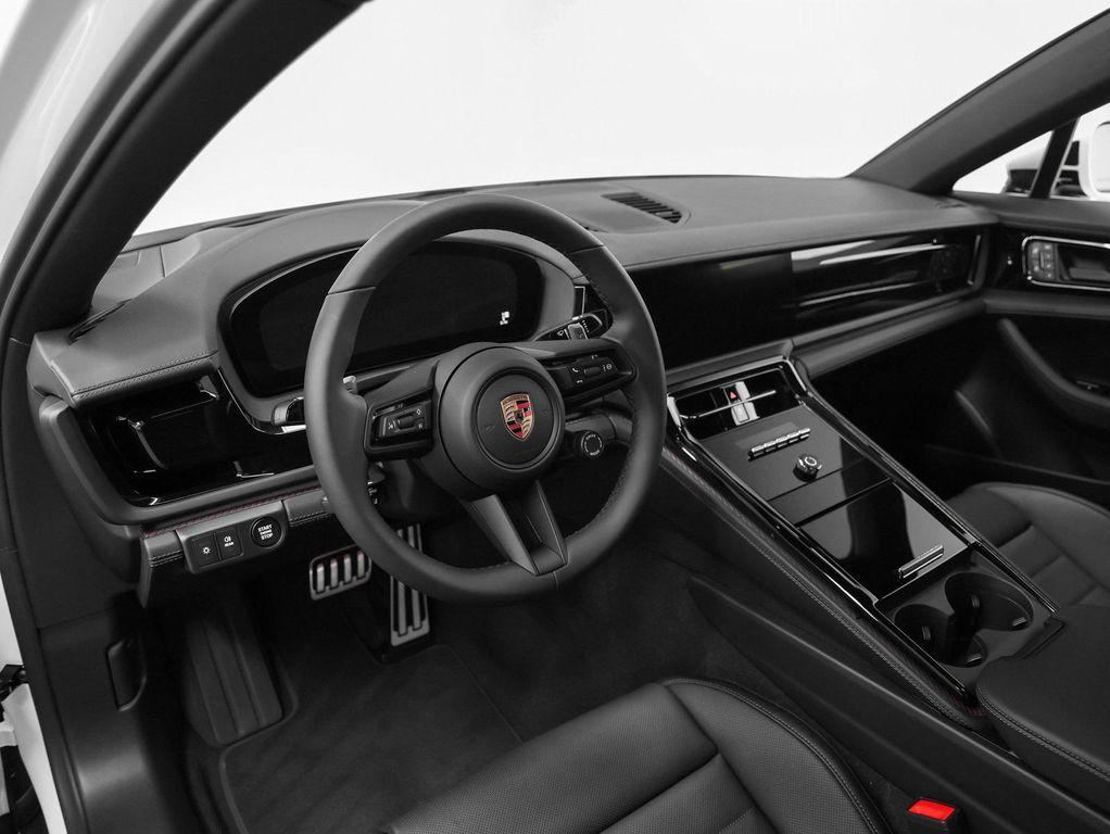 new 2026 Porsche Panamera car