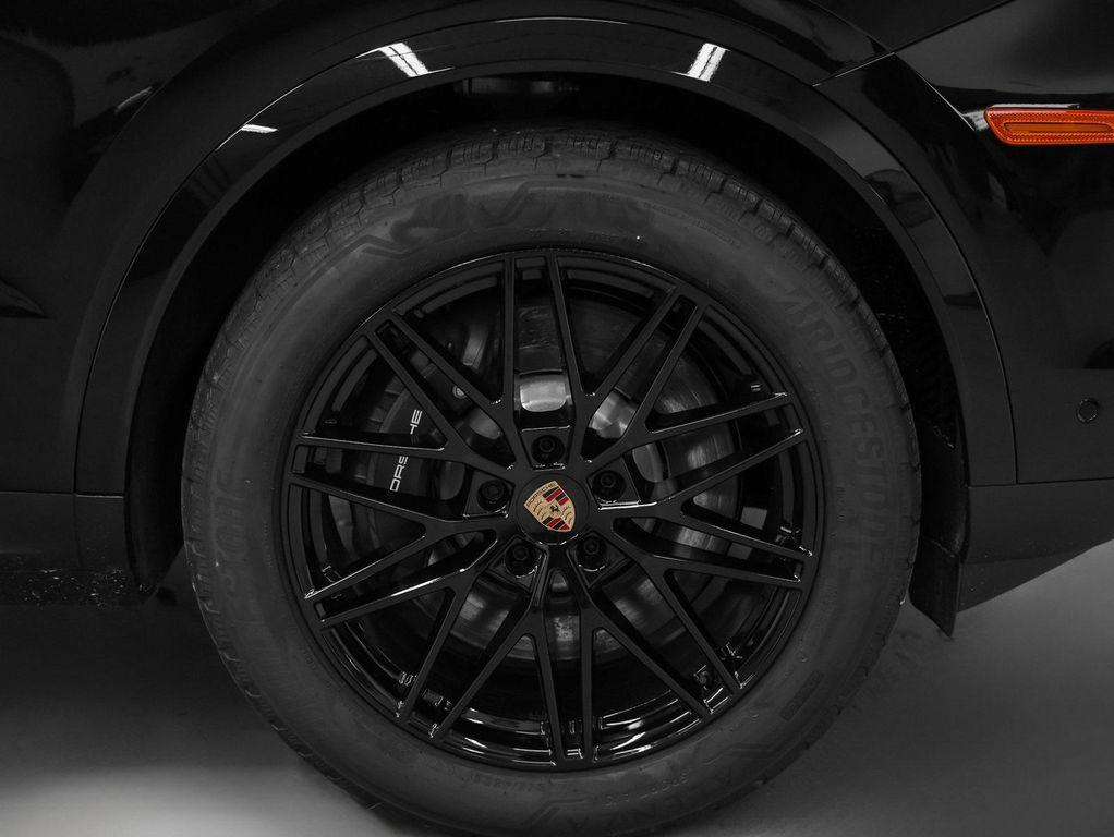 new 2026 Porsche Cayenne car