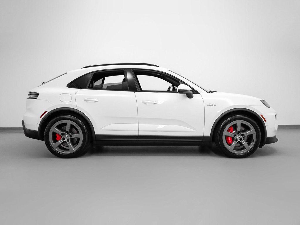 new 2025 Porsche Macan car