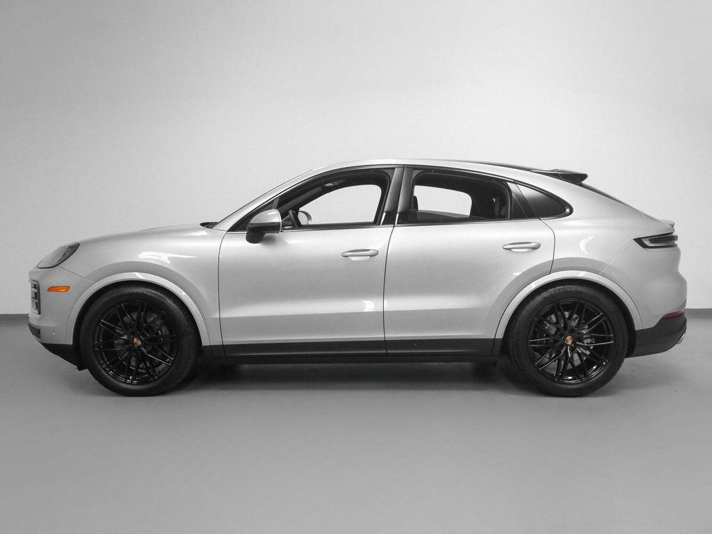 new 2025 Porsche Cayenne car