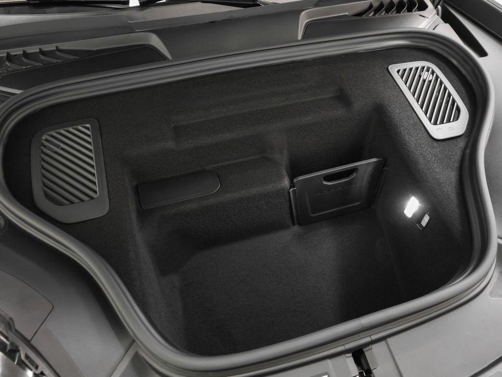 new 2025 Porsche Macan car